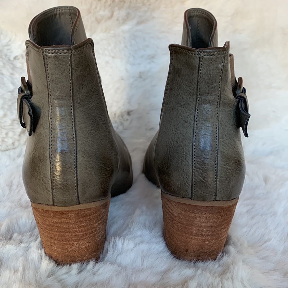 Women’s Booties - Size 7 - Picture 6 of 6